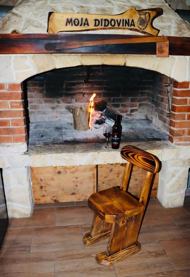 Iva Apartman Sa Bazenom Donji Zemunik Extérieur photo