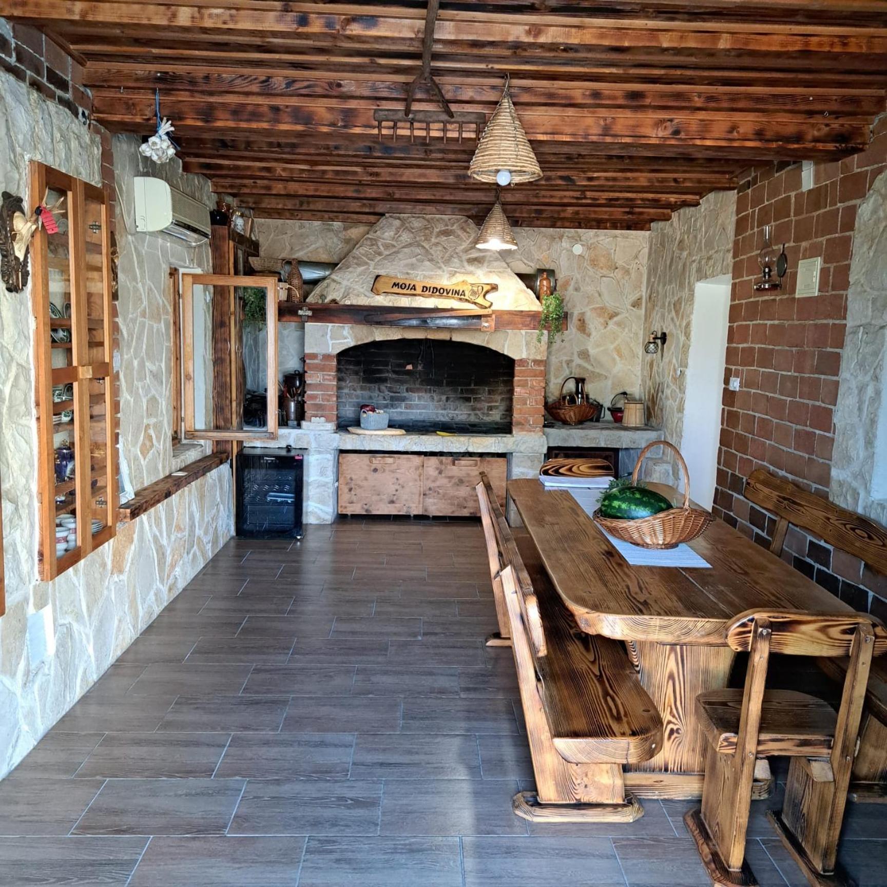 Iva Apartman Sa Bazenom Donji Zemunik Extérieur photo
